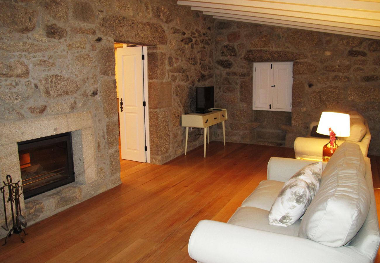 Cottage in Arcos de Valdevez - Eido da Portela - Casa de Campo