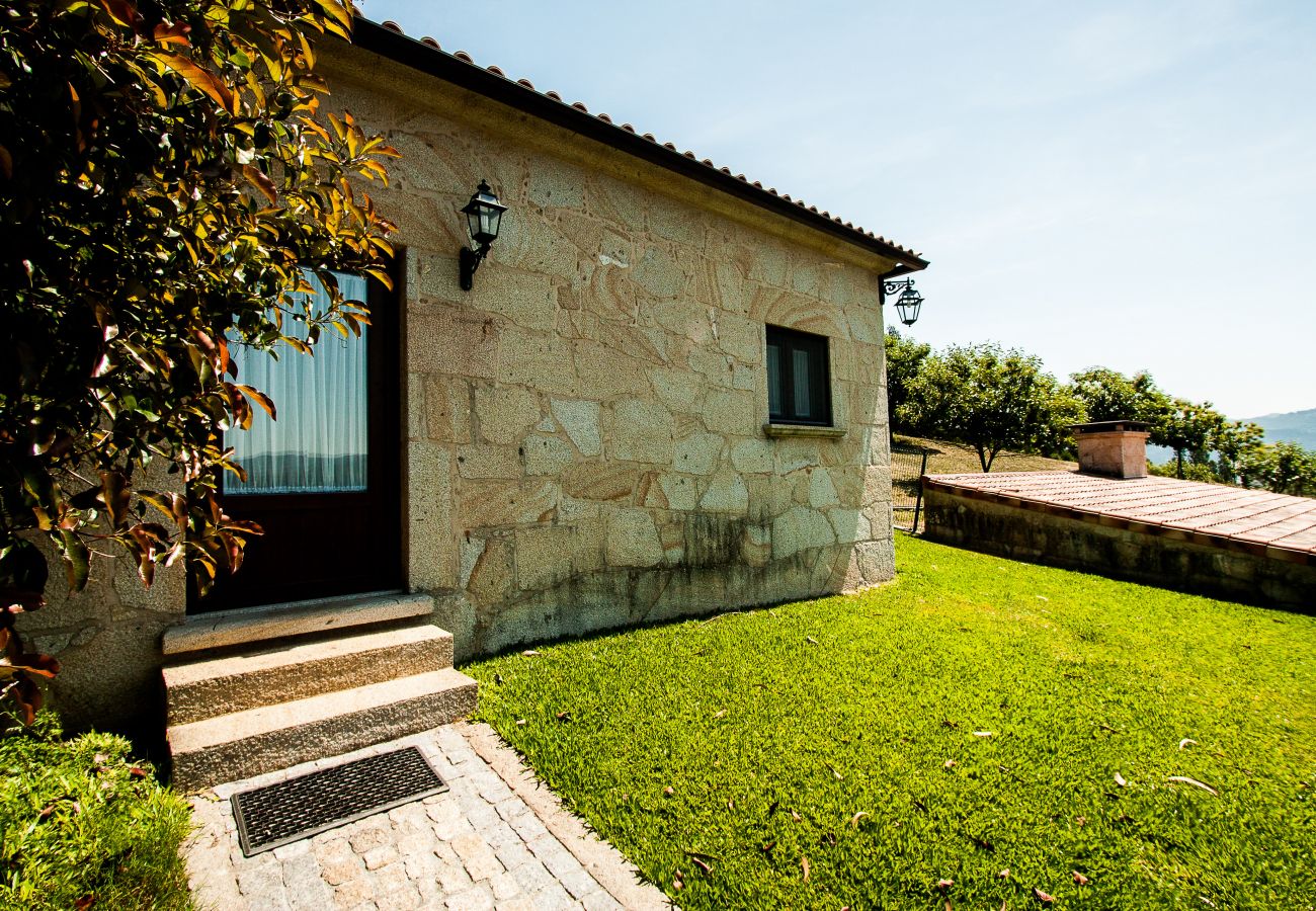 Bungalow in Arcos de Valdevez - Casa do Souto T1 - Quinta do Toural