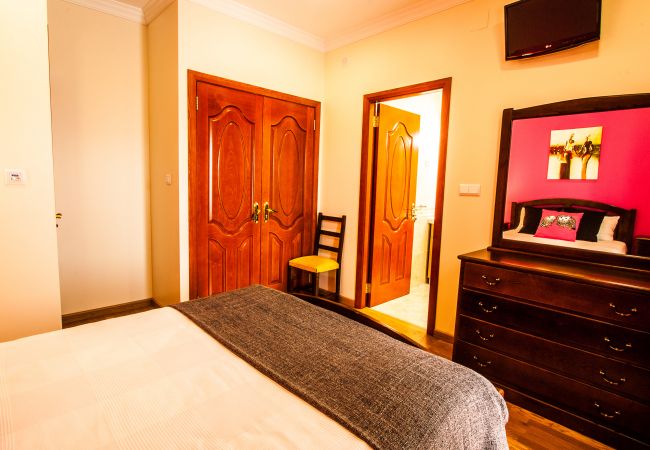 Cottage in Arcos de Valdevez - Casa Grande T4 - Quinta do Toural Cottage in Arcos de Valdevez - Casa Grande T4 - Quinta do Toural