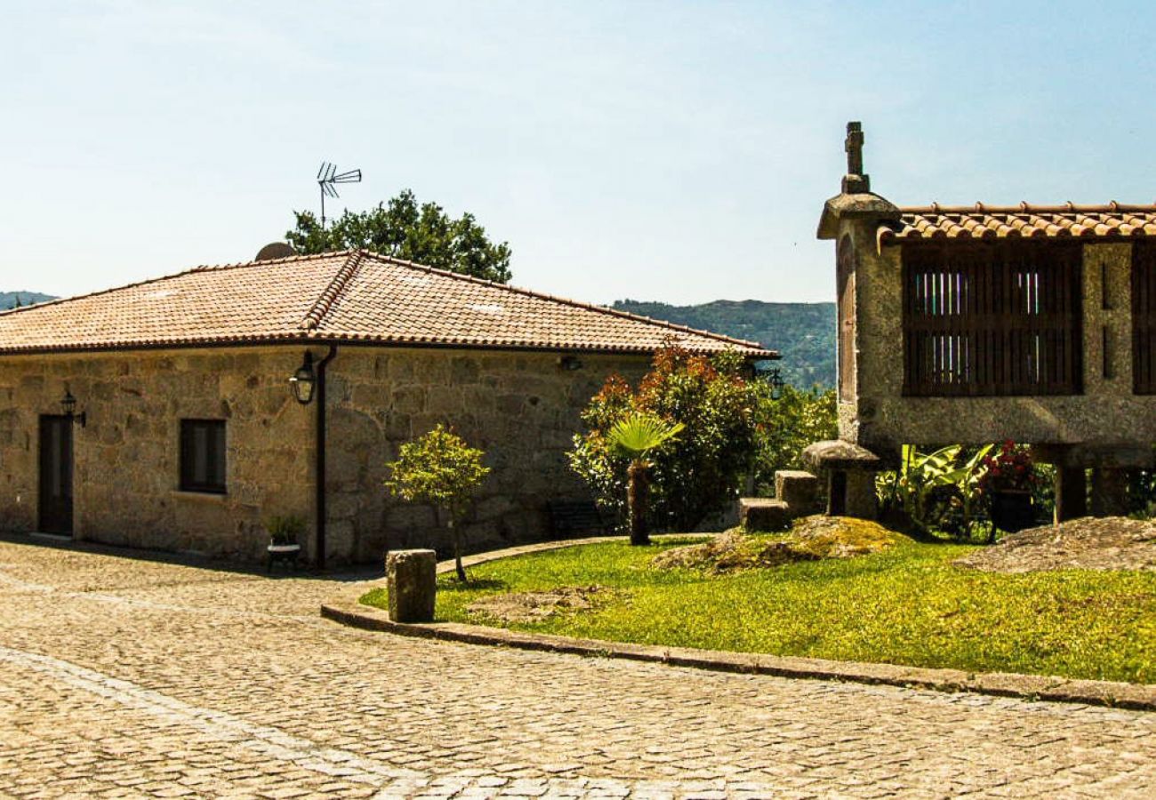 House in Arcos de Valdevez - Casa Adega T1 - Quinta do Toural