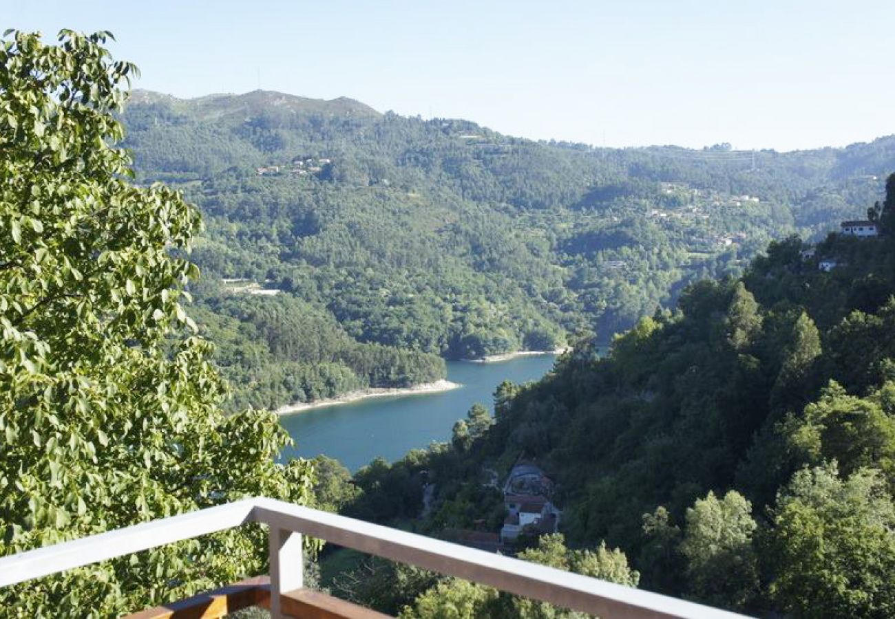 House in Gerês - Olival Guimarães