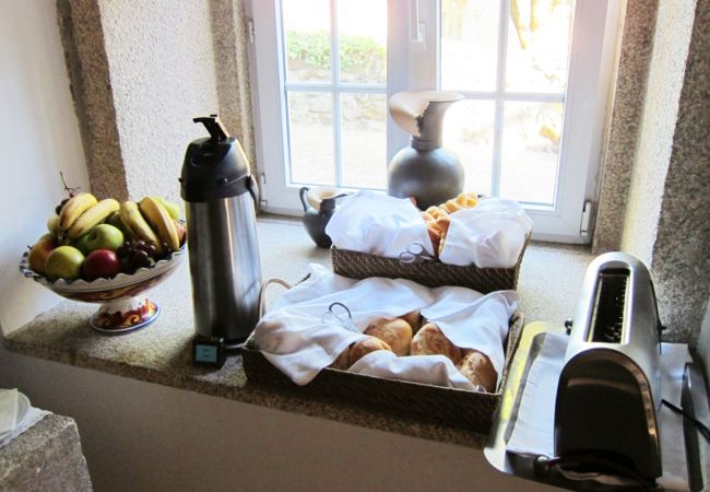 Rent by room in Amares - Quarto Duplo Quinta Vale do Homem Rent by room in Amares - Quarto Duplo Quinta Vale do Homem