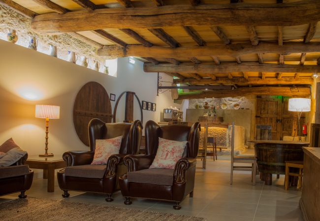 Rent by room in Amares - Quarto Duplo Standard - Casa Lata Rent by room in Amares - Quarto Duplo Standard - Casa Lata