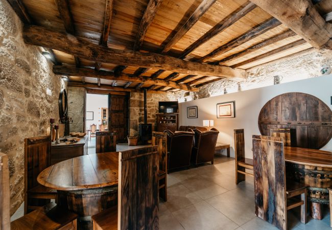 Rent by room in Amares - Quarto Duplo Standard - Casa Lata Rent by room in Amares - Quarto Duplo Standard - Casa Lata