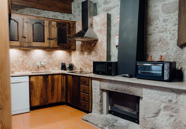 Cottage in Amares - Casa do Garrafas - Casa Lata Cottage in Amares - Casa do Garrafas - Casa Lata