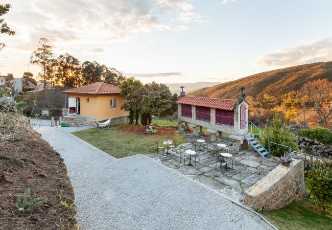 Rent by room in Amares - Suite 1 Casa do Rancho Rent by room in Amares - Suite 1 Casa do Rancho