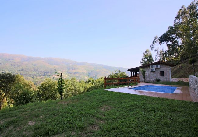 Bungalow/Linked villa in Gerês - Bungalow - Encostas da Torre T2