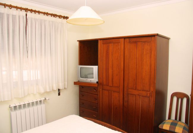 Rent by room in Campo do Gerês - Quarto Casa Parede Nova Rent by room in Campo do Gerês - Quarto Casa Parede Nova