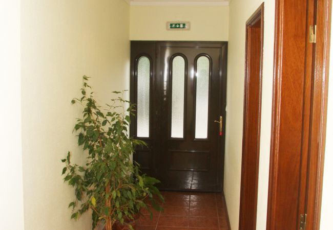 Rent by room in Campo do Gerês - Quarto Casa Parede Nova Rent by room in Campo do Gerês - Quarto Casa Parede Nova