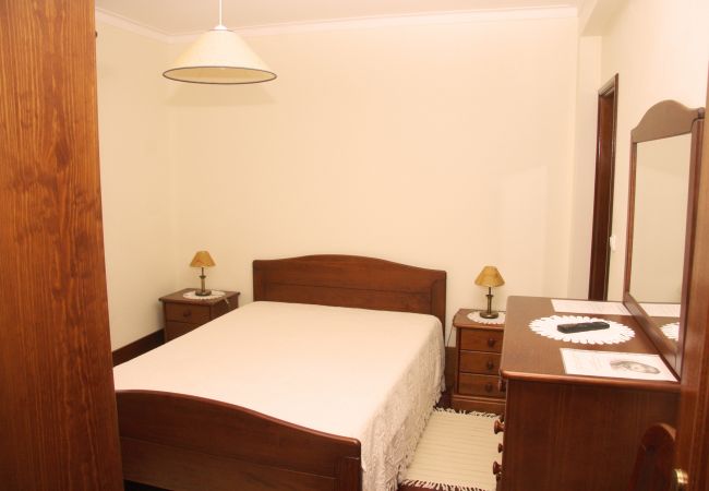 Rent by room in Campo do Gerês - Quarto Casa Parede Nova Rent by room in Campo do Gerês - Quarto Casa Parede Nova