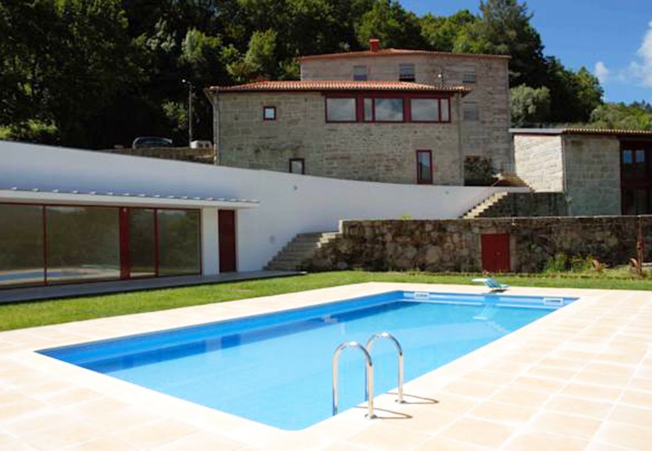 Cottage in Vieira do Minho - Casa do Celeiro - Aldeia de Louredo