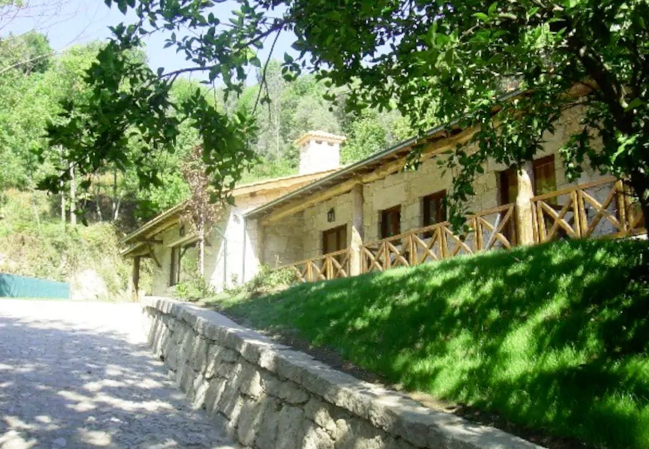Cottage in Gerês - Casa da Terra