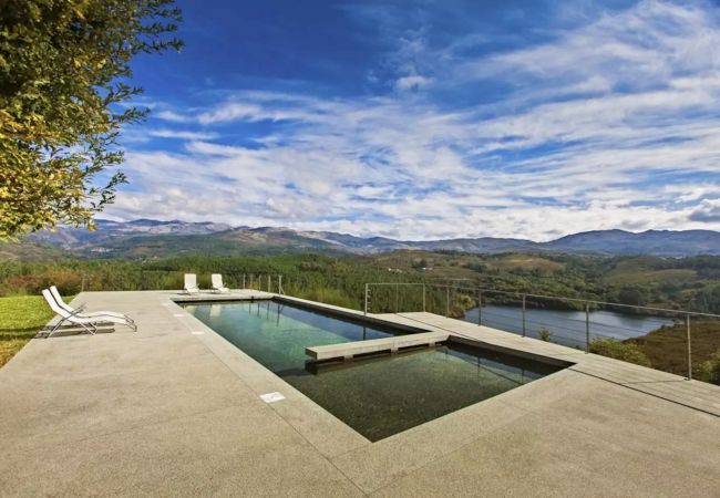 House in Arcos de Valdevez - Casa da Ramada - Sobrenatura Ecoturismo House in Arcos de Valdevez - Casa da Ramada - Sobrenatura Ecoturismo