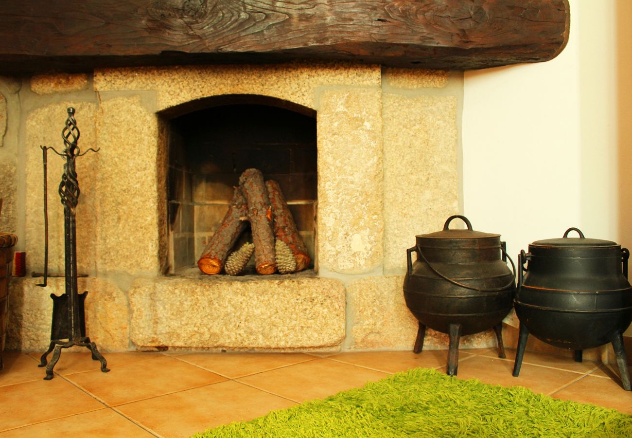 Cottage in Arcos de Valdevez - Casa do Rio - Eido do Pomar