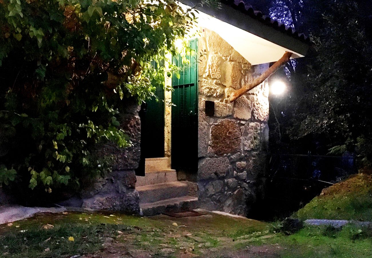 Cottage in Arcos de Valdevez - Casa do Rio - Eido do Pomar