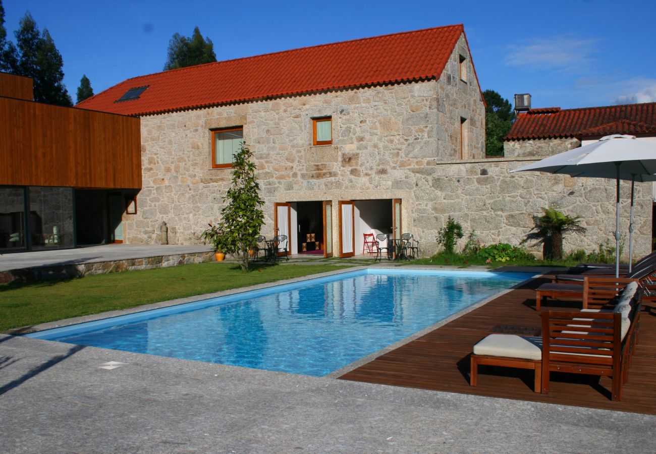 Cottage in Arcos de Valdevez - Casa do Pomar Vista Jardim - Eido do Pomar