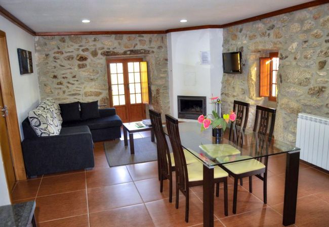 House in Arcos de Valdevez - Casa da Laranjeira House in Arcos de Valdevez - Casa da Laranjeira