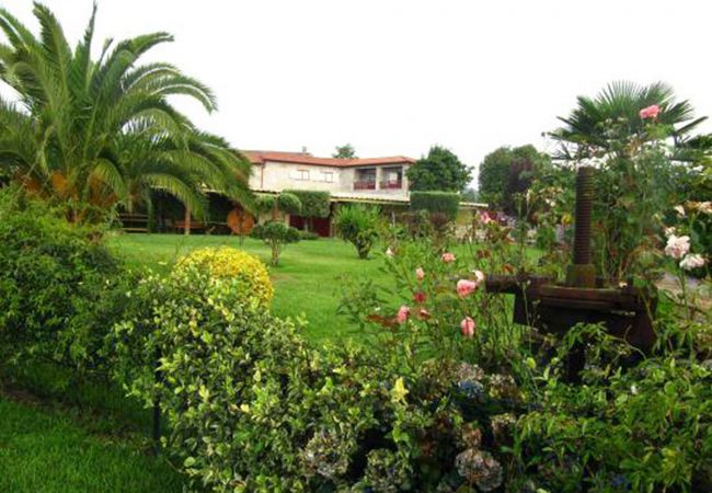 Rent by room in Póvoa de Lanhoso - Quarto Duplo - Quinta do Rego