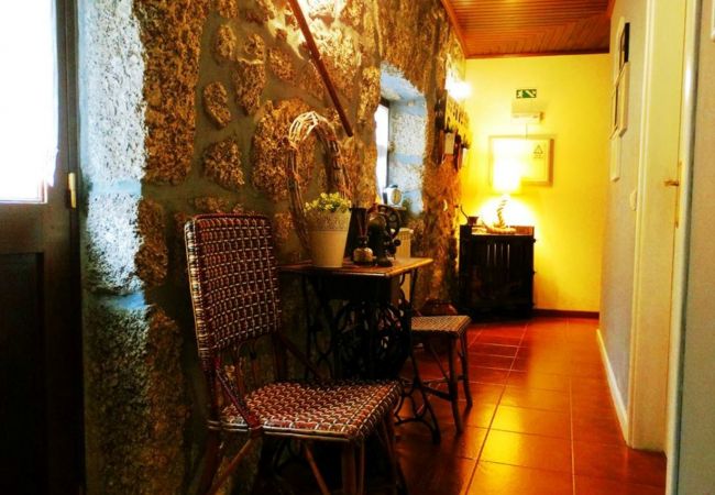 House in Vieira do Minho - Casa da Nogueira - Quinta Cercas da Costa House in Vieira do Minho - Casa da Nogueira - Quinta Cercas da Costa