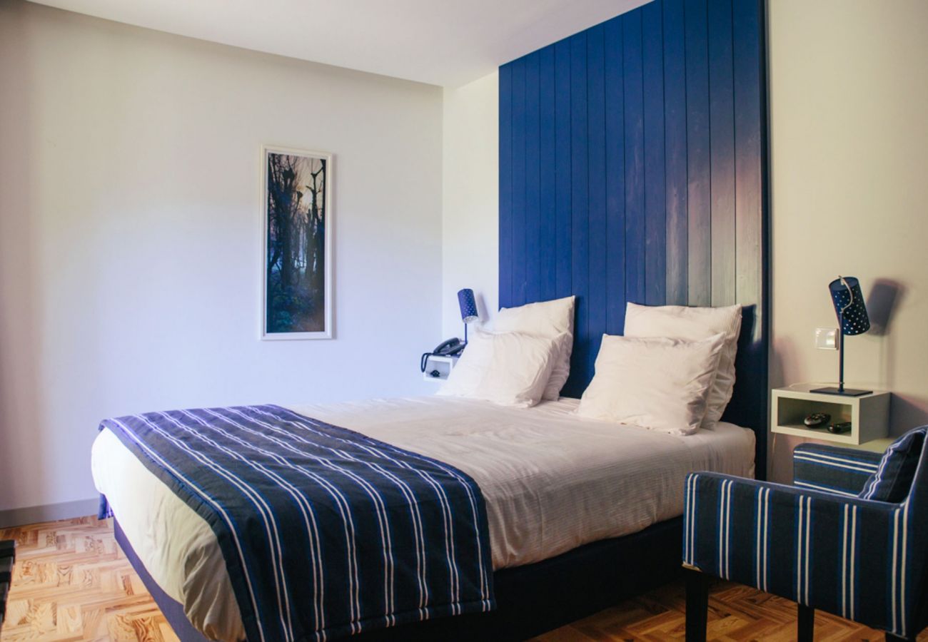 Rent by room in Montalegre - Quarto Duplo - Hotel Rural Misarela