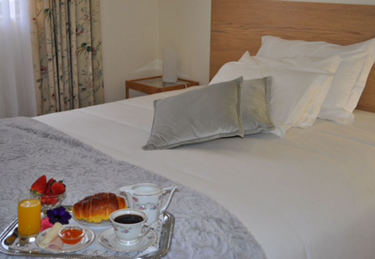 Rent by room in Terras de Bouro - Quarto Duplo - Rio Homem