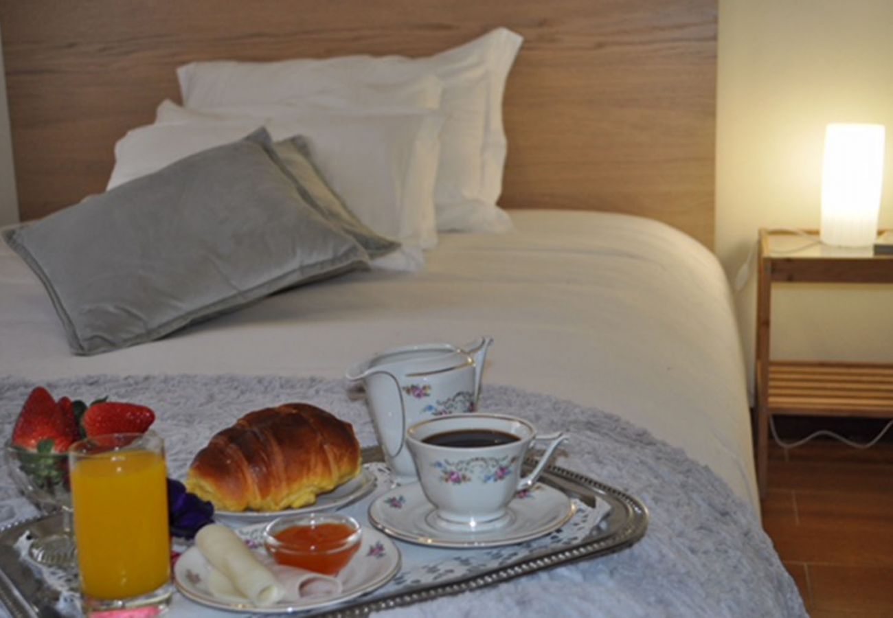 Rent by room in Terras de Bouro - Quarto Duplo - Rio Homem