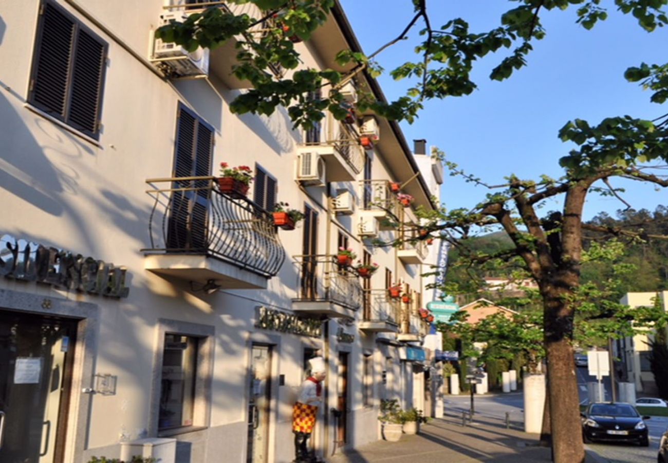 Rent by room in Terras de Bouro - Quarto Duplo - Rio Homem