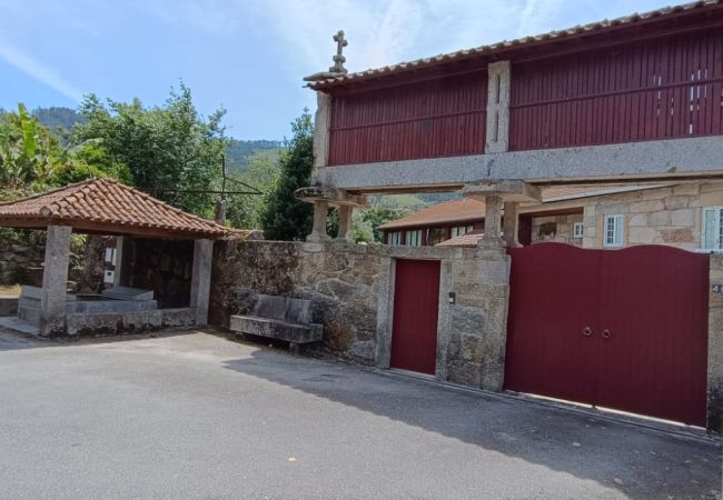 Cottage in Terras de Bouro - Casa Roupar Cottage in Terras de Bouro - Casa Roupar
