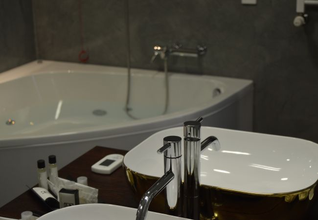 Rent by room in Gerês - Hotel S. Bento **** Quarto Duplo Deluxe Rent by room in Gerês - Hotel S. Bento **** Quarto Duplo Deluxe