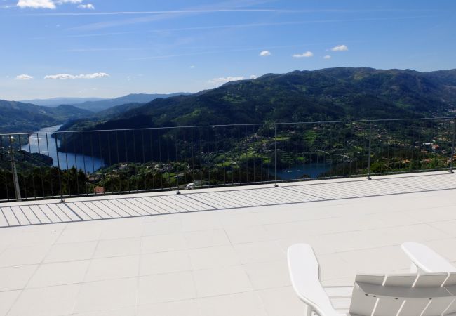 House in Vieira do Minho - Casa de S. Brás House in Vieira do Minho - Casa de S. Brás