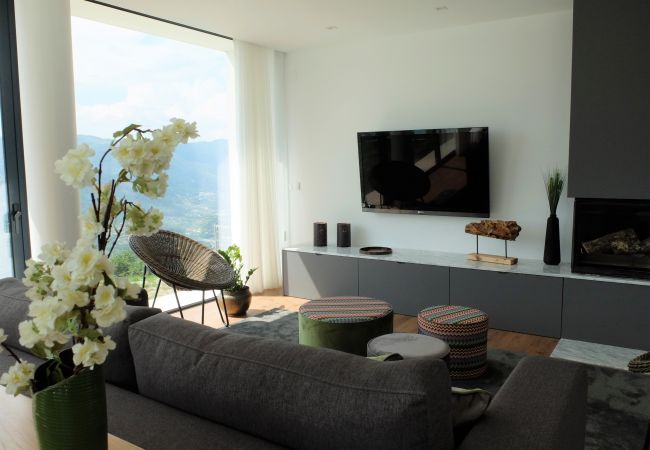 House in Vieira do Minho - Casa de S. Brás House in Vieira do Minho - Casa de S. Brás