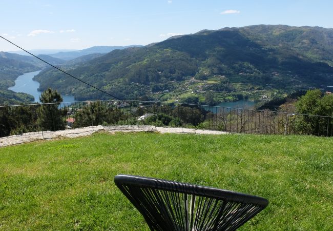 House in Vieira do Minho - Casa de S. Brás House in Vieira do Minho - Casa de S. Brás