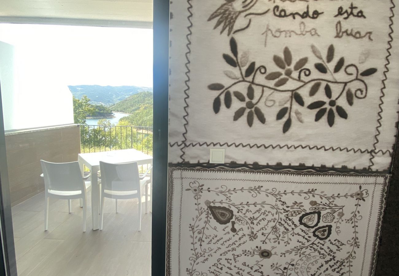Rent by room in Vieira do Minho - DoBau Village - Quarto Hidromassagem