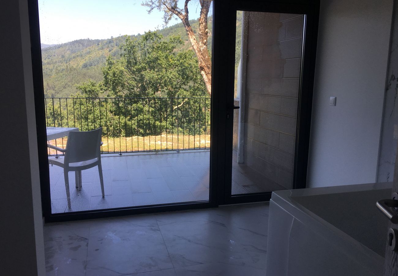 Rent by room in Vieira do Minho - DoBau Village - Quarto Hidromassagem