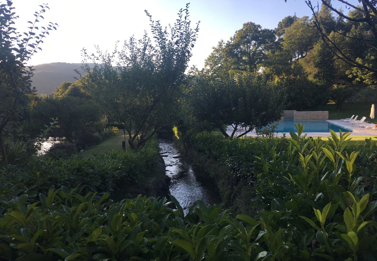 Rent by room in Vieira do Minho - Quarto Twin Superior - Quinta de Barbêdo