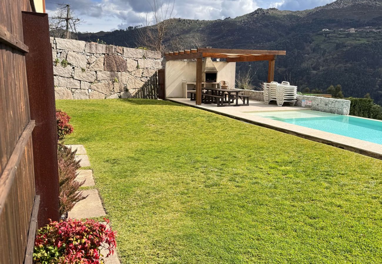 House in Terras de Bouro - Carvalheira Country House Gerês