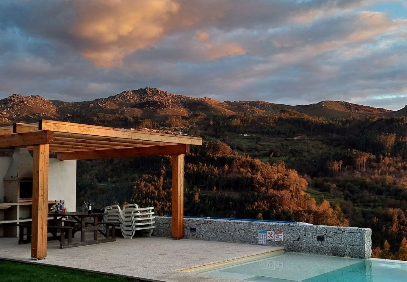 House in Terras de Bouro - Carvalheira Country House Gerês