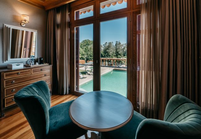 Rent by room in Amares - Quarto Duplo/Twin Superior - Casa Lata Rent by room in Amares - Quarto Duplo/Twin Superior - Casa Lata