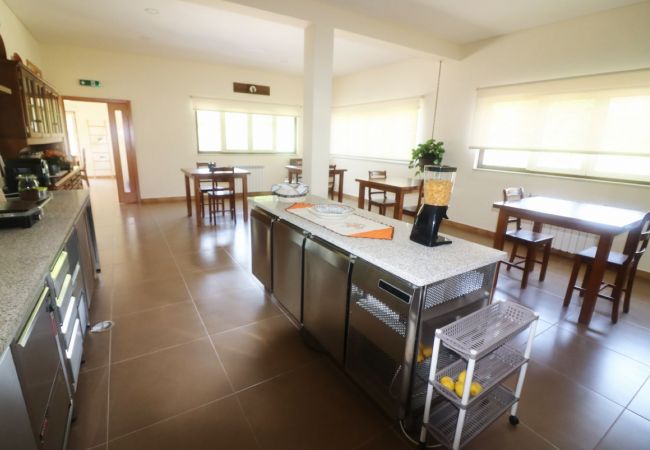 Rent by room in Campo do Gerês - Outeiro do Moinho - Quarto Rent by room in Campo do Gerês - Outeiro do Moinho - Quarto