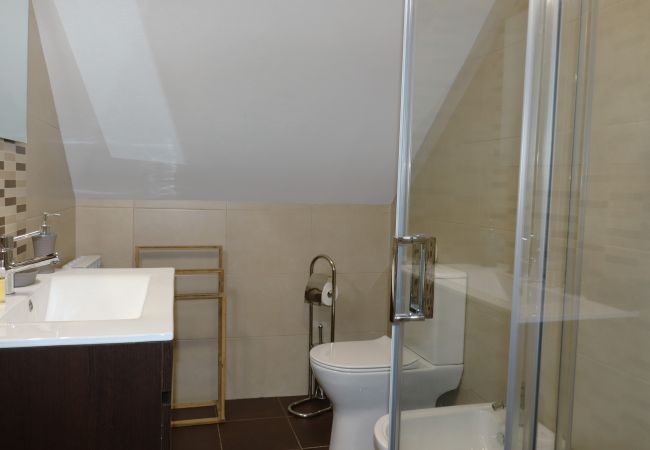 Rent by room in Campo do Gerês - Outeiro do Moinho - Quarto Rent by room in Campo do Gerês - Outeiro do Moinho - Quarto