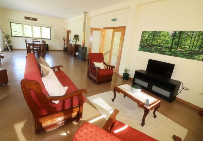 Rent by room in Campo do Gerês - Outeiro do Moinho - Quarto Familiar Rent by room in Campo do Gerês - Outeiro do Moinho - Quarto Familiar