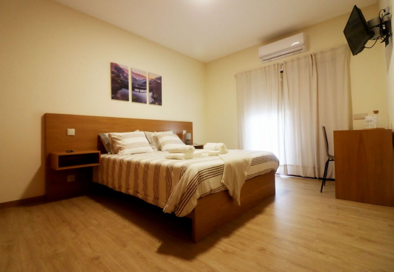 Rent by room in Campo do Gerês - Outeiro do Moinho - Quarto com vista