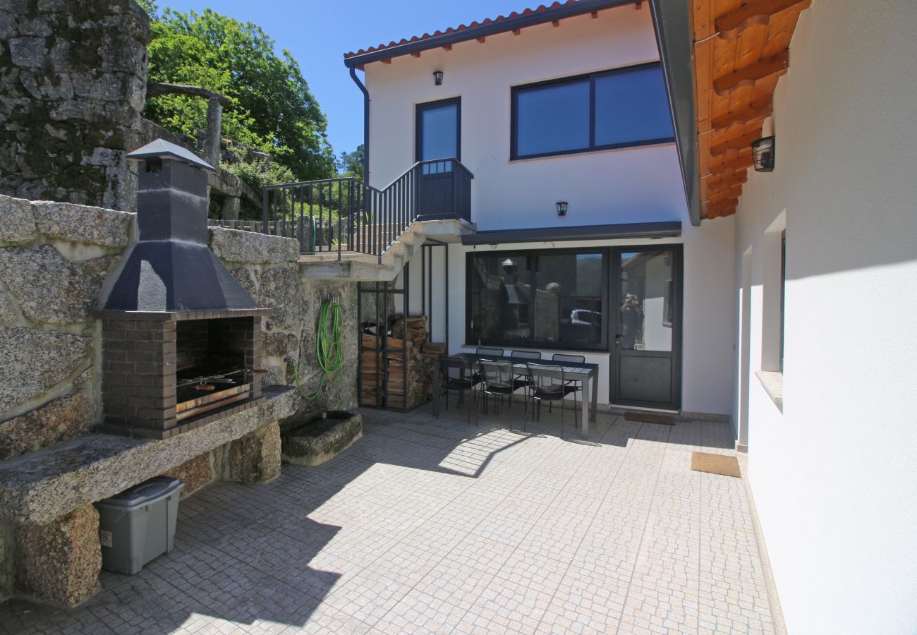 Cottage in Gerês - Casa do Mestre