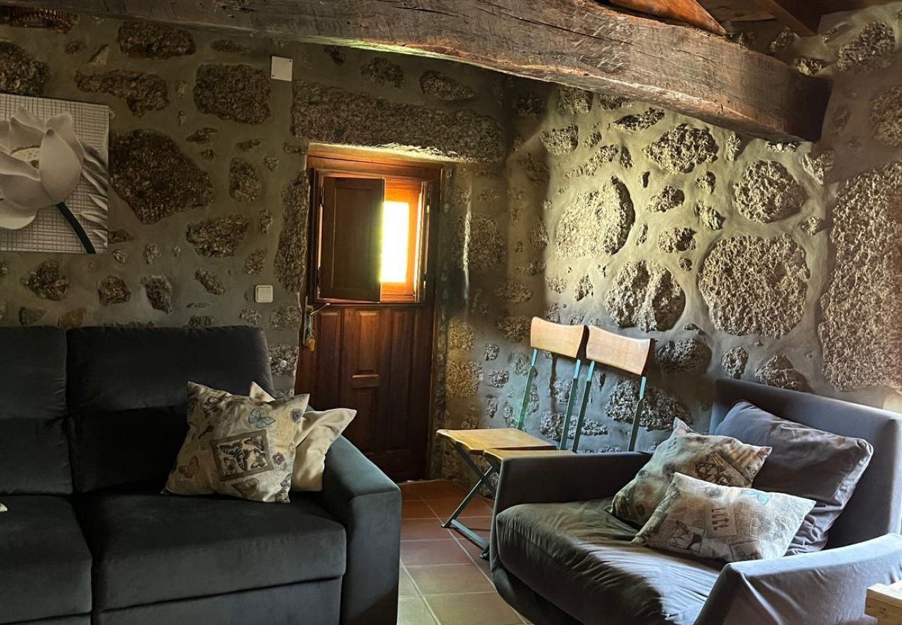 Cottage in Terras de Bouro - Cabaninhas House