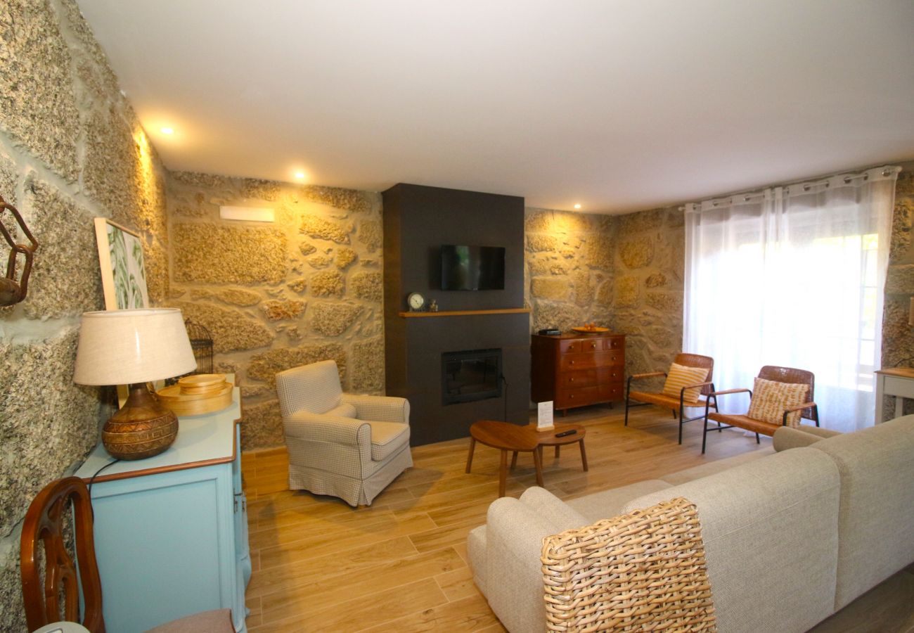 Cottage in Gerês - Villa Dos Santos - Country House