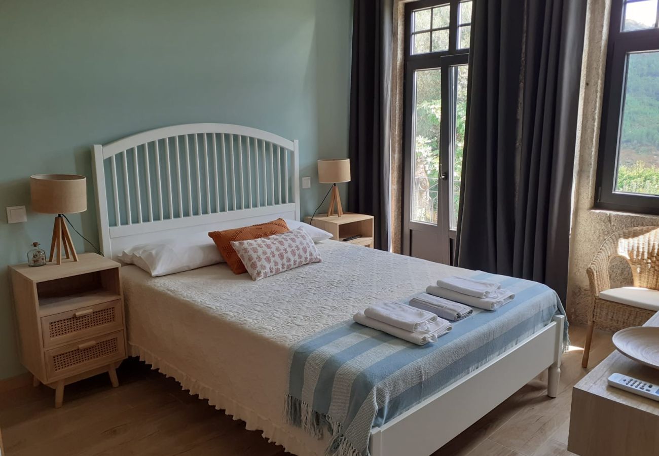 Cottage in Gerês - Villa Dos Santos - Country House
