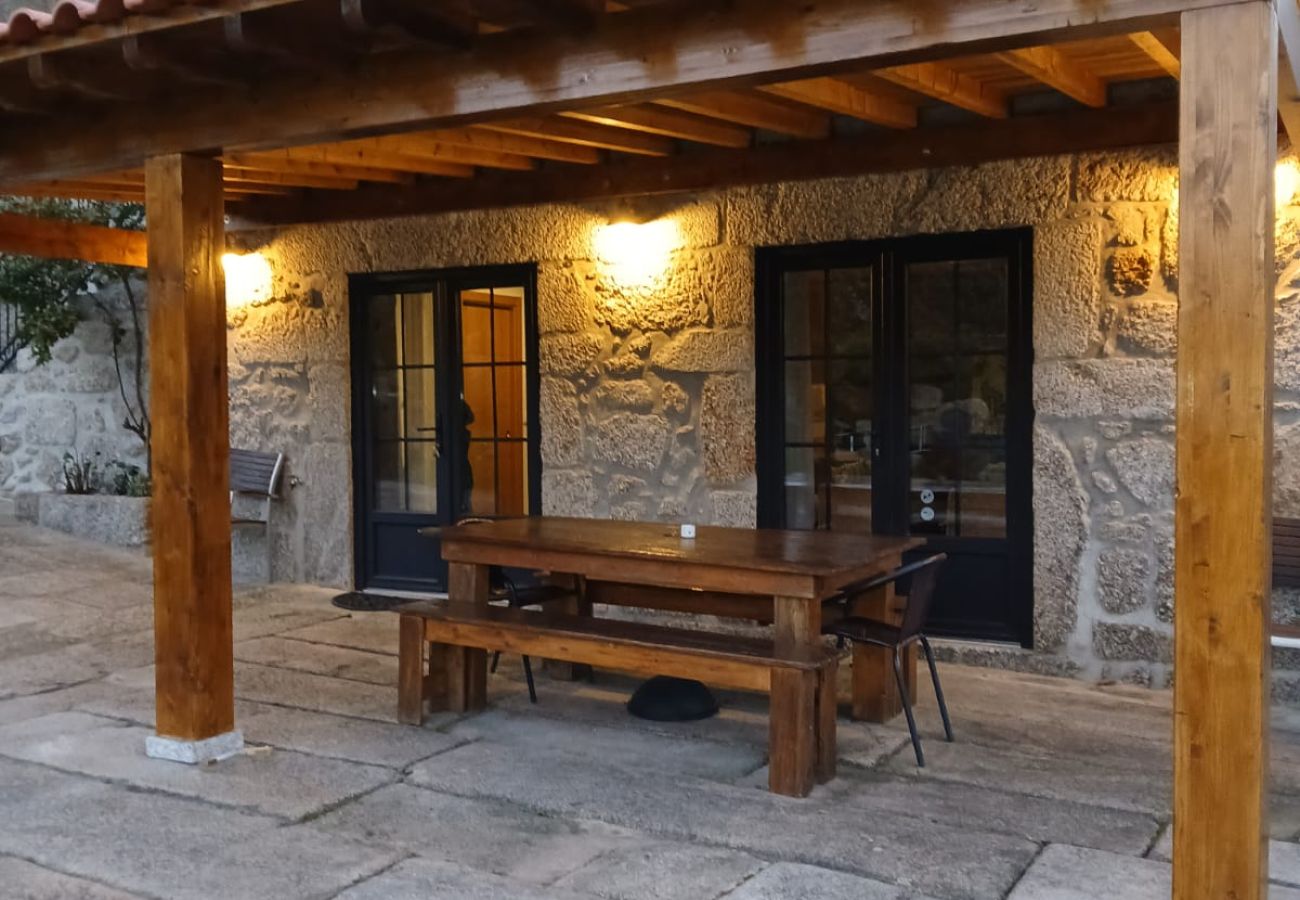 Cottage in Gerês - Villa Dos Santos - Country House