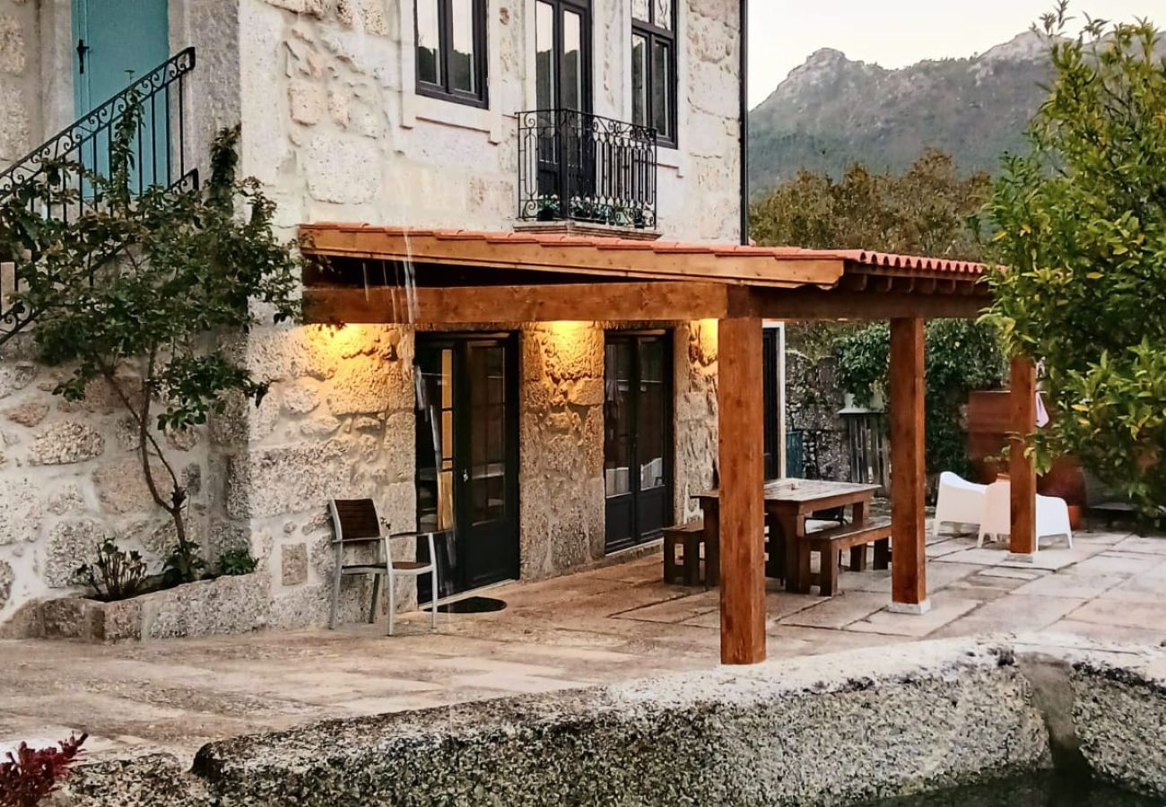 Cottage in Gerês - Villa Dos Santos - Country House