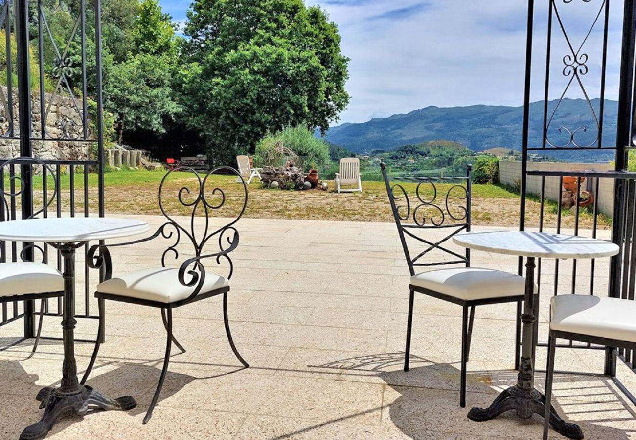 Rent by room in Vila Verde - Duplo c/ Jardim (nº3) - Quinta da Roda