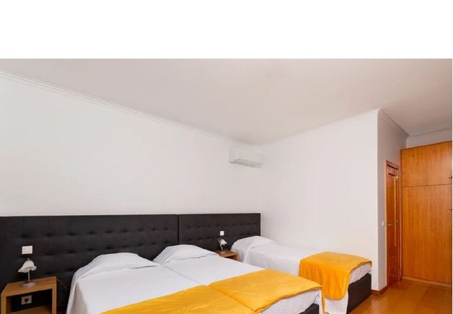 Rent by room in Gerês - Quarto Triplo - Casa Baranda